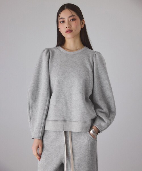 ADAM ET ROPE'（アダムエロペ）の「ウールミックスフォルムプルオーバー（スウェット・レディース・グレー/キナリ系/サックス・F）」の2枚目の写真