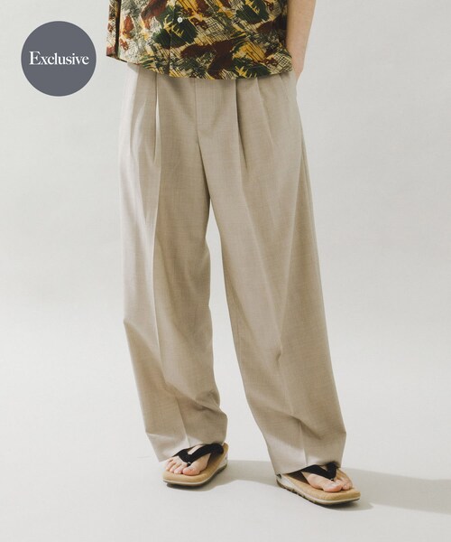 URBAN RESEARCH(アーバンリサーチ)の「『別注』YLEVE×URBAN RESEARCH S120'S WOOL 3TACK PANTS(その他パンツ・メンズ・BLACK/BEIGE・3/4)」の3枚目の写真
