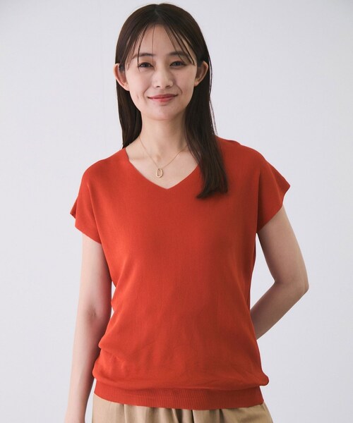 Jayro（ジャイロ）の「Vネックフレンチ袖ニット（ニット/セーター・レディース・ブラック/グレー/ベージュ/グリーン/ブルー/サックス/レッド/カラシ/オレンジ・F）」の9枚目の写真