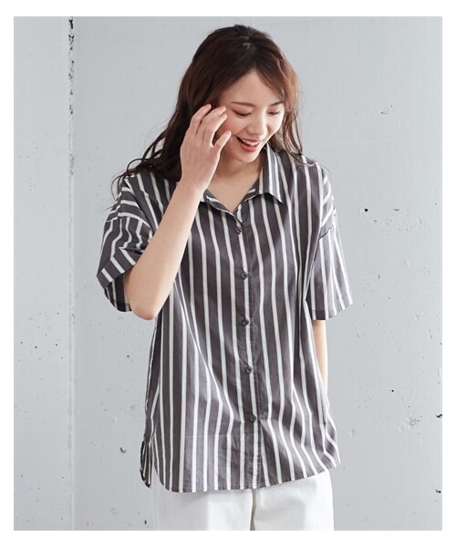 nissen（ニッセン）の「大きいサイズゆるシルエットシャツ（シャツ/ブラウス・レディース・チャコールグレー系ストライプ/サックス系ストライプ/ネイビー/オフホワイト・L/LL/3L/4L/5L/6L/8L/10L）」の18枚目の写真