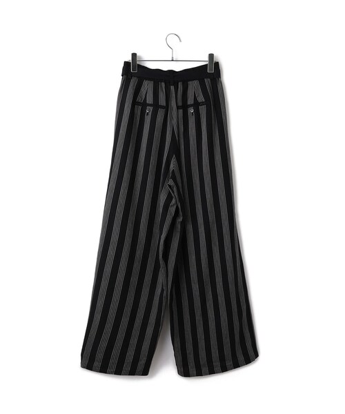 ADAM ET ROPE'(アダムエロペ)の「ストライプイージーパンツ(その他パンツ・レディース・ブラック系/サックス・36/38)」の6枚目の写真
