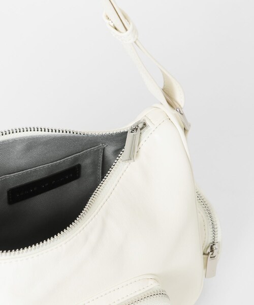 SENSE OF PLACE by URBAN RESEARCH（センスオブプレイスバイアーバンリサーチ）の「3Pポケットバッグ（ショルダーバッグ・レディース・BLACK/IVORY/Y.BEIGE・One）」の10枚目の写真