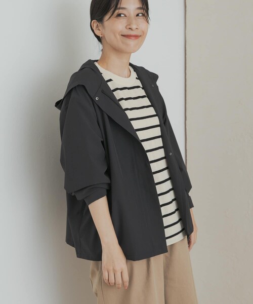 URBAN RESEARCH DOORS(アーバンリサーチドアーズ)の「『UR TECH MoLight』撥水UVカットフードジャケット(テーラードジャケット・レディース・CHARCOAL/BLACK・M)」の20枚目の写真