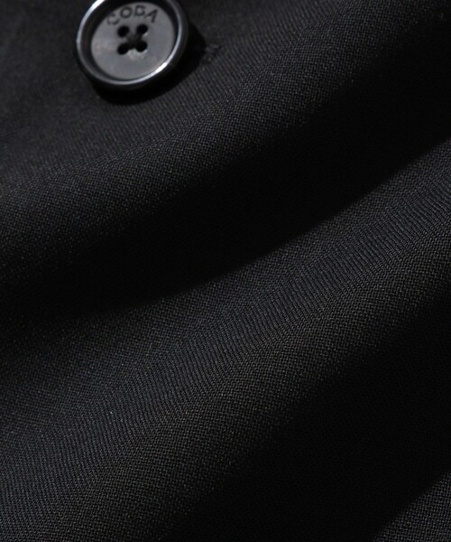 ADAM ET ROPE'（アダムエロペ）の「【CODA/コーダ】WOOL CUT OFF DOUBLE BREASTED LENTO BLAZER（テーラードジャケット・メンズ・ブラック・1/2）」の13枚目の写真