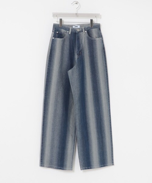 URBAN RESEARCH(アーバンリサーチ)の「REVERBERATE GRADATION DENIM PANTS(デニムパンツ・メンズ・SAX BLUE・1/2)」の6枚目の写真