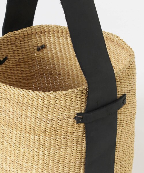 URBAN RESEARCH（アーバンリサーチ）の「ニャリガバスケットバッグM（かごバッグ・レディース・BLACK/NATURAL・-）」の11枚目の写真