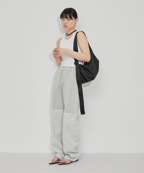 ADAM ET ROPE'(アダムエロペ)の「メッシュショルダーバッグ(ショルダーバッグ・レディース・ブラック/ブラック系/チャコール/ベージュ/シルバー/オフホワイト/カーキ/ゴールド・F)」の19枚目の写真