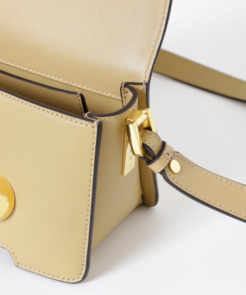 URBAN RESEARCH(アーバンリサーチ)の「MARNI MINI SHOULDER BAG(ショルダーバッグ・レディース・00W60/00N99/00M35・-/FREE)」の11枚目の写真