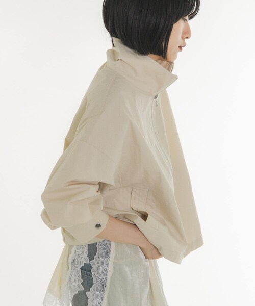 KBF(ケイビーエフ)の「『別注』Lee Izumida×KBF ブルゾン(ブルゾン・レディース・OFF/L.BEIGE/NAVY・One)」の17枚目の写真
