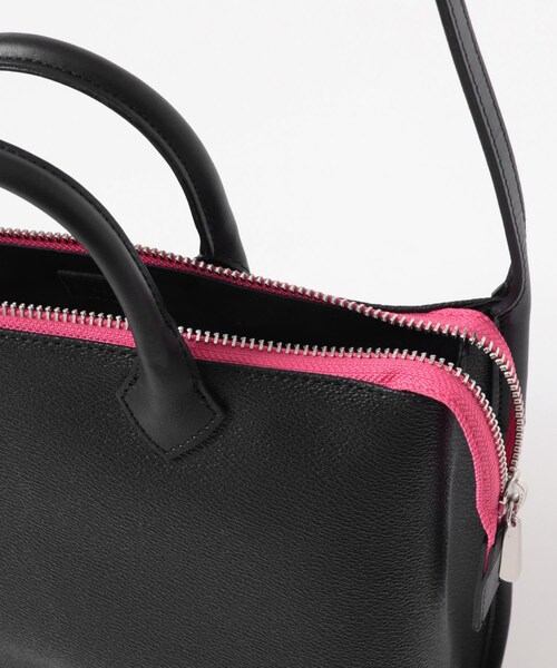 URBAN RESEARCH(アーバンリサーチ)の「PIENI MINI BRIEF(ショルダーバッグ・メンズ・BK×BLACK/BK×PINK/BK×GREEN・One)」の14枚目の写真