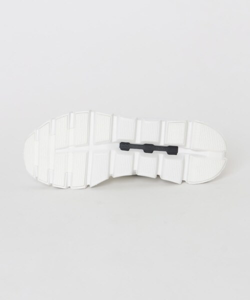 URBAN RESEARCH DOORS(アーバンリサーチドアーズ)の「On CLOUD 6(スニーカー・レディース・WHT/WHT・23.5/24/24.5/25/25.5)」の7枚目の写真