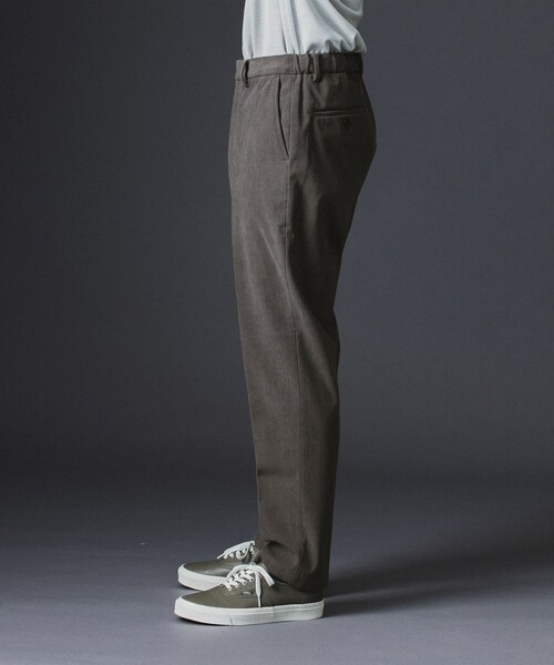 URBAN RESEARCH DOORS（アーバンリサーチドアーズ）の「LIFE STYLE TAILOR　コーデュロイコンフォータブルパンツ（スラックス・メンズ・NAVY GRAY/MOCHA・S/M/L/XL）」の16枚目の写真
