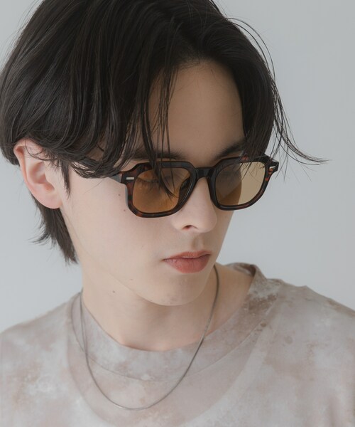 SENSE OF PLACE by URBAN RESEARCH（センスオブプレイスバイアーバンリサーチ）の「スクエアウェリントンサングラス（メガネ・メンズ・BLACK/BROWN/KHAKI・One）」の2枚目の写真