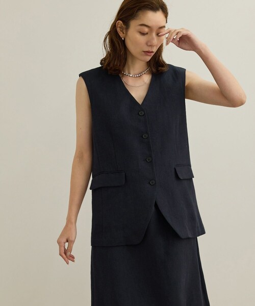 ROPE'（ロペ）の「尾州リネンオーバーロングジレ（ベスト・レディース・ベージュ/ネイビー・36/38）」の12枚目の写真