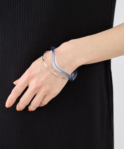 ROPE' PICNIC（ロペピクニック）の「ウェーブバングルセット（バングル/リストバンド・レディース・ホワイト/ブルー系・F）」の6枚目の写真