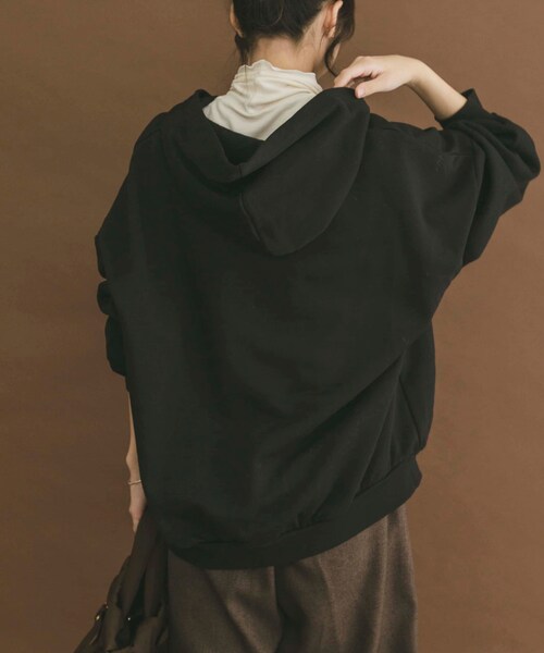 ITEMS URBANRESEARCH(アイテムズ アーバンリサーチ)の「ハイヒートコットンハーフジップスウェット(パーカー・レディース・BEG/GRY/BLK・Free)」の6枚目の写真