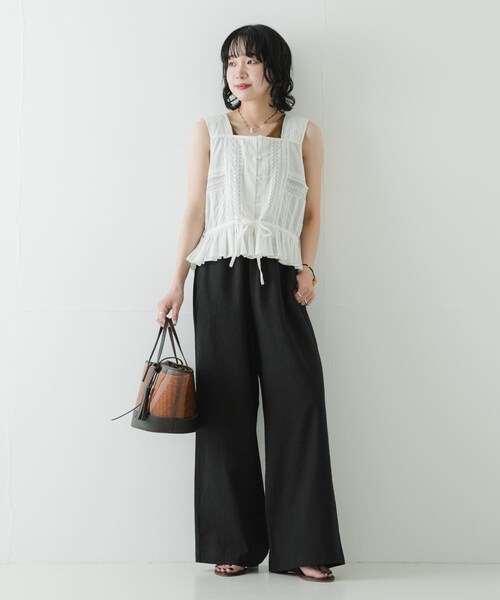 URBAN RESEARCH(アーバンリサーチ)の「ラミーレーヨンイージーパンツ(その他パンツ・レディース・BEIGE/BLACK・36/38)」の9枚目の写真