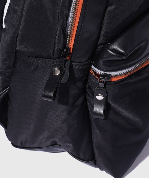 ADAM ET ROPE'（アダムエロペ）の「【MINNESSAK/ミネサック】Backpack（バックパック/リュック・メンズ・ブラック・F）」の13枚目の写真