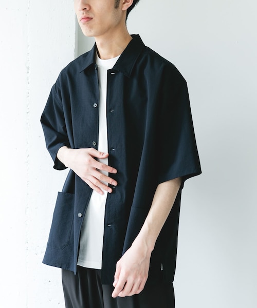 URBAN RESEARCH DOORS(アーバンリサーチドアーズ)の「『イージーケア/速乾/UVカット』クイックドライショートスリーブシャツカバーオール(カバーオール・メンズ・CHALK/YELLOW/BLUEGREEN/NAVY・M/L/XL)」の3枚目の写真
