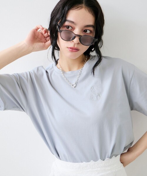 VIS(ビス)の「ボクシークロップド刺繍Tシャツ(Tシャツ/カットソー・レディース・チャコール/ホワイト/ブルー・F)」の19枚目の写真