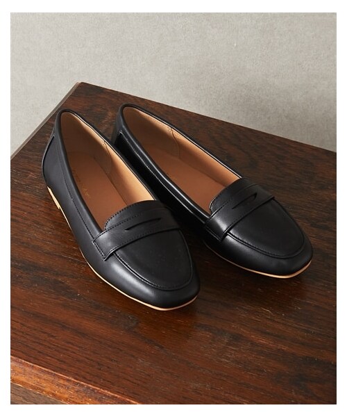 nissen（ニッセン）の「【ゆったり幅広】シンプルスクエアトゥローファーシューズ（ワイズ４Ｅ）（バレエシューズ・メンズ・黒/ブラウン/グレージュ(エナメル調)・M=23.0~23.5cm/4E/L=24.0~24.5cm/4E/LL=25.0~25.5cm/4E/3L=26.0~26.5cm/4E）」の4枚目の写真