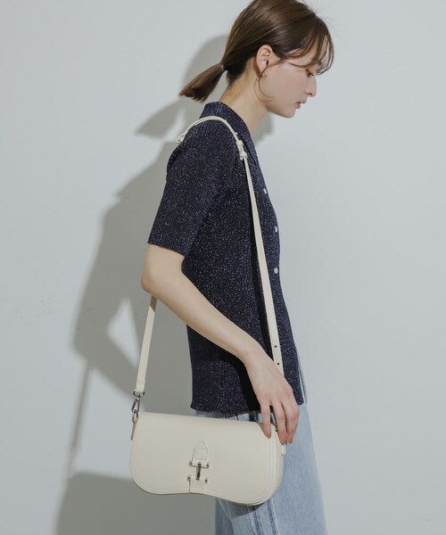 SENSE OF PLACE by URBAN RESEARCH（センスオブプレイスバイアーバンリサーチ）の「横長2WAYハンドバッグ（ハンドバッグ・レディース・BLACK/IVORY/BLUE/KHAKI・one）」の7枚目の写真