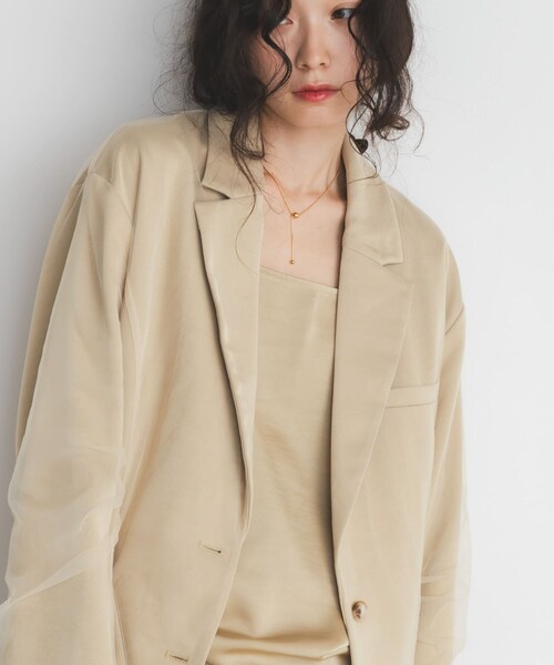 KBF（ケイビーエフ）の「サテンチュールジャケット（テーラードジャケット・レディース・BEIGE/BROWN・One）」の16枚目の写真