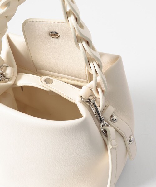 SENSE OF PLACE by URBAN RESEARCH（センスオブプレイスバイアーバンリサーチ）の「チェーンハンドルパフバッグ（ショルダーバッグ・レディース・BLACK/L.BLUE/IVORY・One）」の12枚目の写真