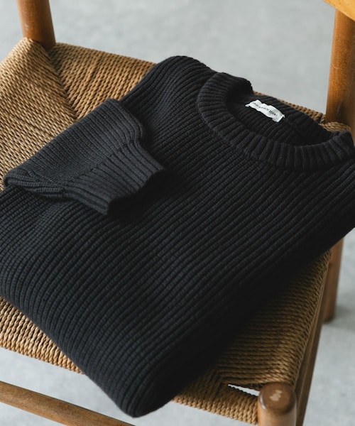 URBAN RESEARCH DOORS（アーバンリサーチドアーズ）の「畦ニット クルーネックプルオーバー（ニット/セーター・メンズ・RED/GRAY/BLUEGREEN/CHARCOAL・M/L）」の2枚目の写真