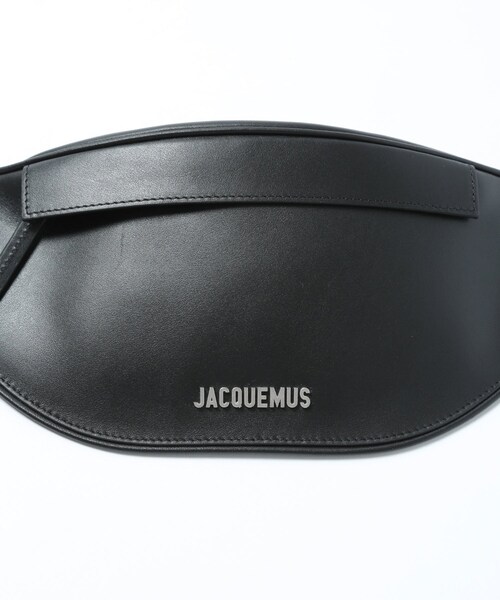 ADAM ET ROPE'（アダムエロペ）の「MENS【JACQUEMUS】LA BANANE MEUNIER（ボディバッグ/ウエストポーチ・メンズ・ブラック・F）」の5枚目の写真