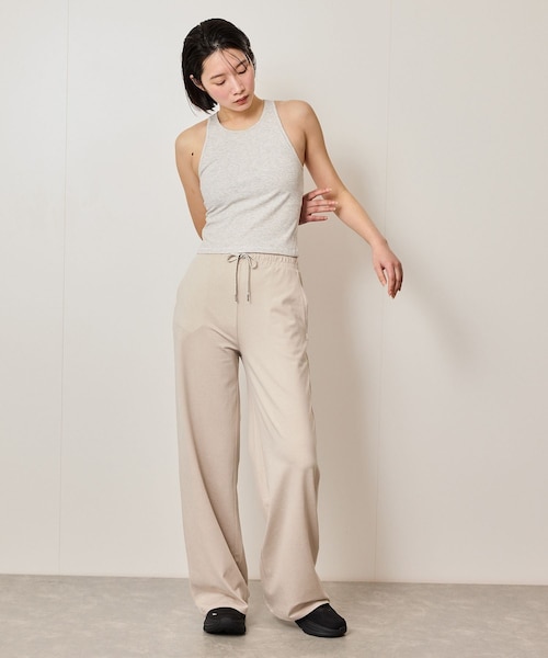 NERGY(ナージー)の「【VUORI】Pose Plyo Tankポーズプライオタンクトップ(タンクトップ・レディース・ブラック/ダークブラウン・S)」の5枚目の写真