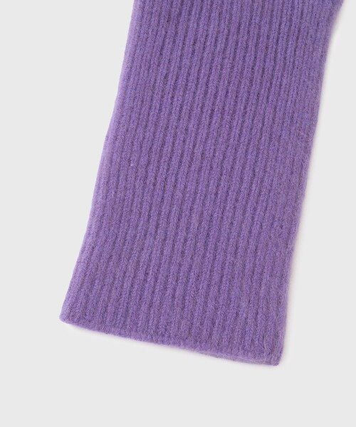 ADAM ET ROPE'(アダムエロペ)の「【AURALEE/オーラリー】BABY CASHMERE KNIIT LONG GLOVES(手袋・メンズ・ブラック/ブラウン/パープル・F)」の18枚目の写真