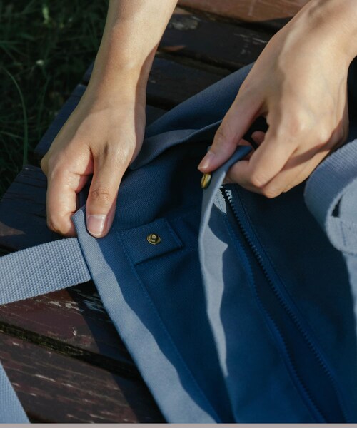 SENSE OF PLACE by URBAN RESEARCH（センスオブプレイスバイアーバンリサーチ）の「HAY　Shopper Bag M（トートバッグ・メンズ・LAVENDER/SoftYellow/Burgundy/SteelBlue・One）」の6枚目の写真