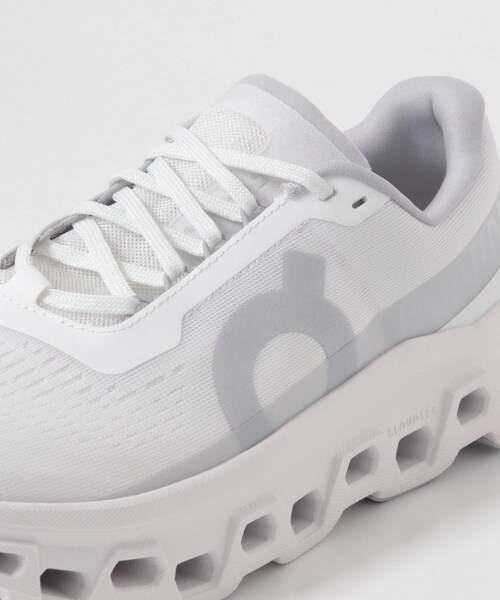 URBAN RESEARCH DOORS（アーバンリサーチドアーズ）の「On　CLOUDMONSTER 1（スニーカー・メンズ・WHT/WHT・26/26.5/27/27.5/28/28.5/29/30/31）」の7枚目の写真