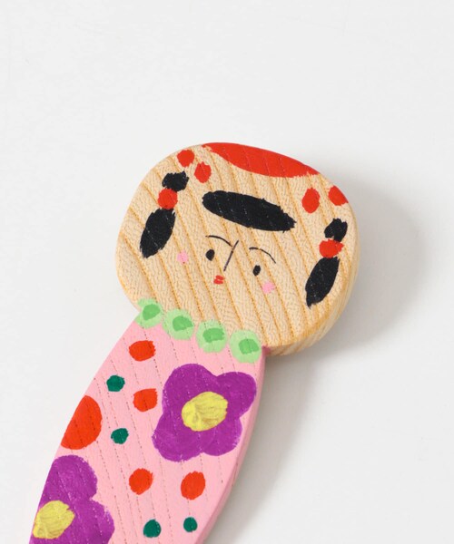 URBAN RESEARCH（アーバンリサーチ）の「すはらゆう子　こけしブローチ（ブローチ/コサージュ・メンズ・その他1/その他2/その他3/その他4・0）」の11枚目の写真