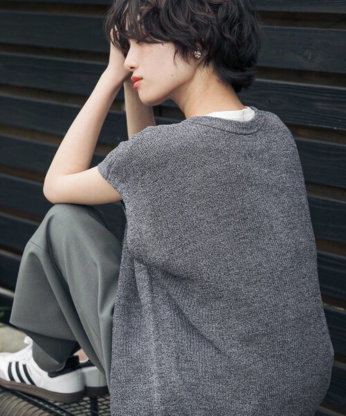 URBAN RESEARCH DOORS（アーバンリサーチドアーズ）の「『UR TECH』Aircare2WAYニットベスト（ベスト・レディース・MIXGRAY/BROWN/BLUE・Free）」の5枚目の写真