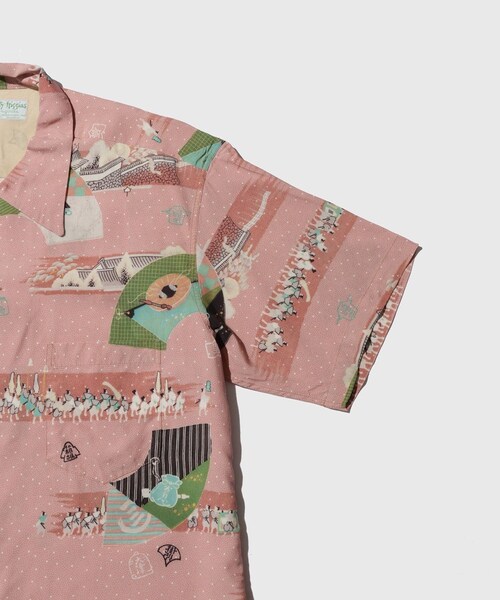 ADAM ET ROPE'(アダムエロペ)の「【SUN SURF/サンサーフ】SANKIN KOTAI BETTY HIGGINS(シャツ/ブラウス・メンズ・ピンク・L/XL)」の6枚目の写真