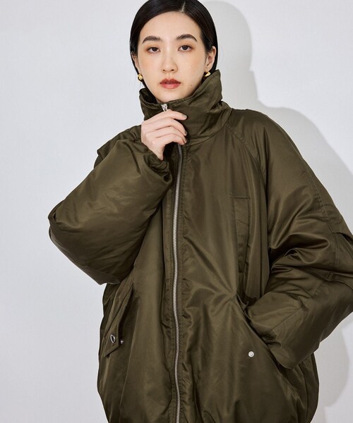 ADAM ET ROPE'（アダムエロペ）の「【STAND STUDIO（スタンド スタジオ）】Thilda Jacket（MA-1・レディース・カーキ・34）」の5枚目の写真