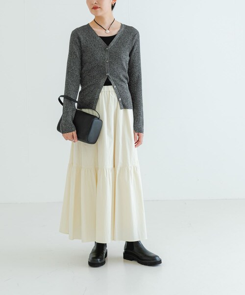 URBAN RESEARCH（アーバンリサーチ）の「ラメリブニットカーディガン（カーディガン/ボレロ・レディース・BRONZE/SILVER/BLACK/PINK・FREE）」の9枚目の写真