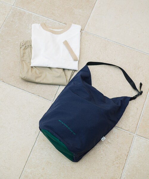URBAN RESEARCH DOORS(アーバンリサーチドアーズ)の「撥水ロールアップバッグ(KIDS)(その他・キッズ・NVY×GRN/PNK×NVY・One)」の3枚目の写真