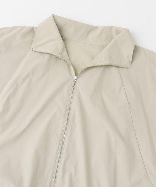 URBAN RESEARCH ROSSO（アーバンリサーチロッソ）の「ZIPライトブルゾン（ブルゾン・レディース・WHITE/GREIGE・FREE）」の16枚目の写真