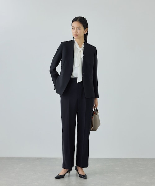 ROPE'（ロペ）の「トリアセダブルクロス Ｖネックジャケット/イージーケア・セットアップ対応・26SS（ノーカラージャケット・レディース・ベージュ/ネイビー・36/38/40）」の20枚目の写真