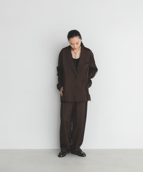 KBF（ケイビーエフ）の「サテンチュールジャケット（テーラードジャケット・レディース・BEIGE/BROWN・One）」の9枚目の写真