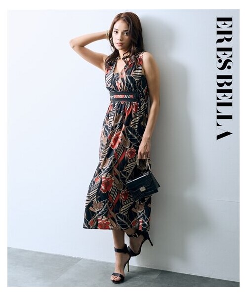 nissen（ニッセン）の「プリントカットソーノースリーブワンピース【ERES BELLA】（ワンピース・レディース・黒×オレンジ/オフホワイト×ブルーグリーン・M/L/LL/3L）」の2枚目の写真