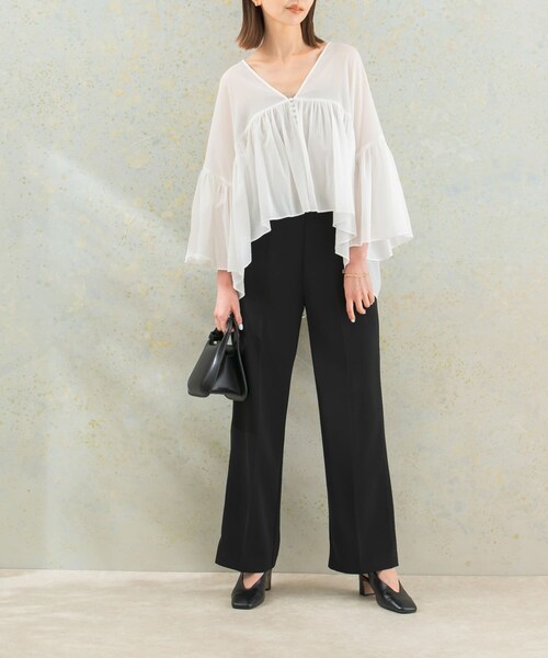 URBAN RESEARCH ROSSO（アーバンリサーチロッソ）の「ボリュームギャザーブラウス（シャツ/ブラウス・レディース・white/matcha・FREE）」の7枚目の写真