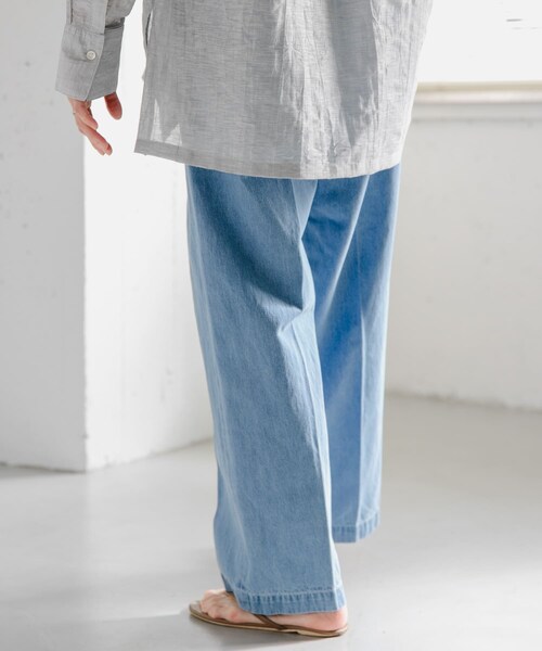 URBAN RESEARCH DOORS（アーバンリサーチドアーズ）の「FORK&SPOON　綿麻デニムパンツ（デニムパンツ・レディース・ONEWASH/USED・1/2）」の22枚目の写真