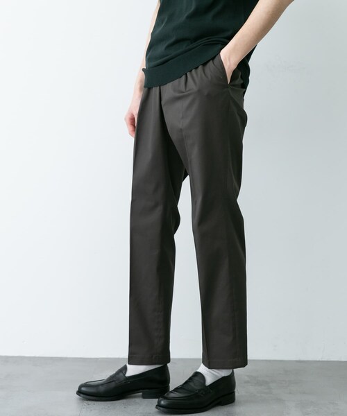 URBAN RESEARCH DOORS(アーバンリサーチドアーズ)の「LIFE STYLE TAILOR ストレッチコットンパンツ(スラックス・メンズ・CHARCOAL/GREIGE・44/46/48/50)」の5枚目の写真