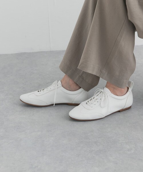 URBAN RESEARCH DOORS(アーバンリサーチドアーズ)の「ライトウェイトレースアップシューズ(その他シューズ・レディース・WHITE/BLACK・36/37/38)」の5枚目の写真