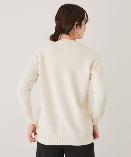 Jayro（ジャイロ）の「カラーVネックカーディガン（カーディガン/ボレロ・レディース・ブラック/グレー/ホワイト系/ベージュ/グリーン/キミドリ/カーキ/ブルー系/レッド/オレンジ・F）」の20枚目の写真