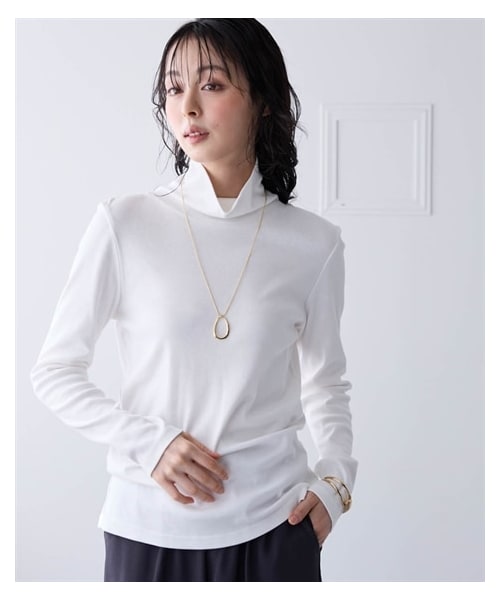 nissen（ニッセン）の「綿１００％フライス素材タートルネック長袖Ｔシャツ（UVカット）＜大きいサイズ有＞（Tシャツ/カットソー・レディース・黒/オフホワイト/グレージュ/杢チャコールグレー/ネイビー/ライムグリーン/トープ/ディープグリーン/パープル・L/LL/3L/4L/5L/6L/8L/10L/S/M）」の17枚目の写真